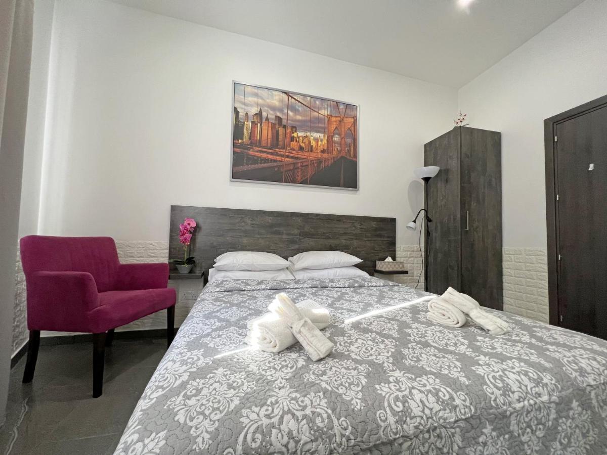 Apollo Rooms By Albert'S Apartment لارنكا المظهر الخارجي الصورة